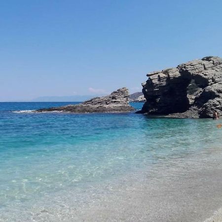 Moka Evia Island Hotel Akhladherí Eksteriør billede