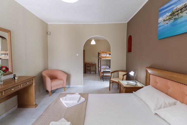 Moka Evia Island Hotel Akhladherí Eksteriør billede