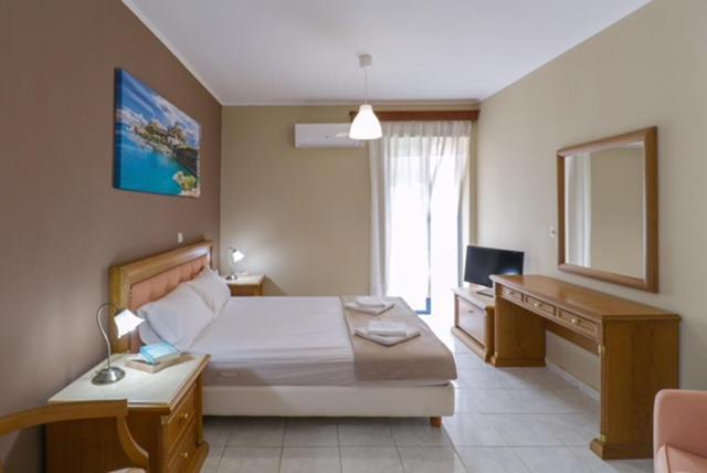 Moka Evia Island Hotel Akhladherí Eksteriør billede