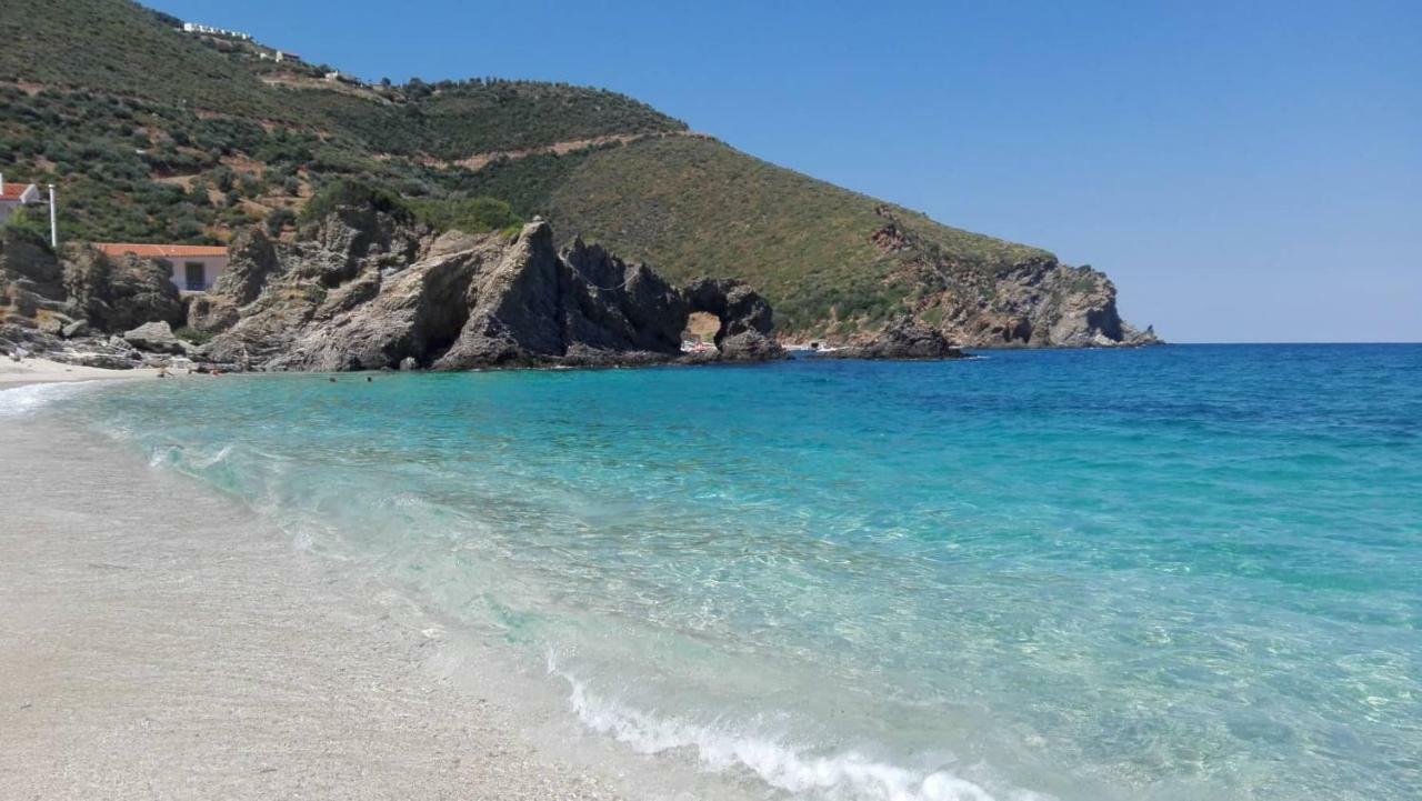 Moka Evia Island Hotel Akhladherí Eksteriør billede